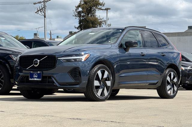 Certified 2024 Volvo XC60 T8 Plus w/ Protection Package Premier AWD/4WD image 7