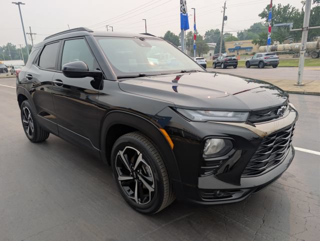 Used 2023 Chevrolet TrailBlazer RS w/ Sun and Liftgate Package AWD/4WD image 7