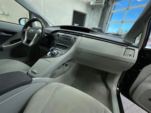 Used 2010 Toyota Prius Two image 26