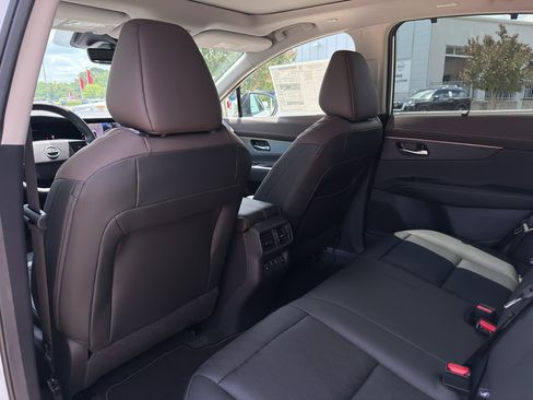 New 2026 Nissan Murano Platinum w/ Cargo Package AWD/4WD image 14