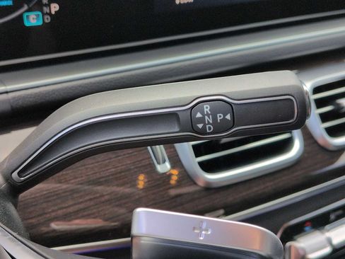 Certified 2025 Mercedes-Benz GLE 350 4MATIC image 33