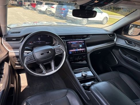 Used 2021 Jeep Grand Cherokee L Limited image 11