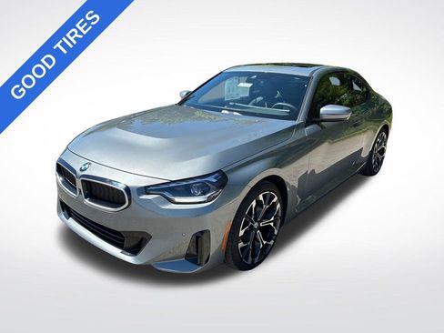 Used 2025 BMW 230i xDrive Coupe w/ Convenience Package AWD/4WD image 8