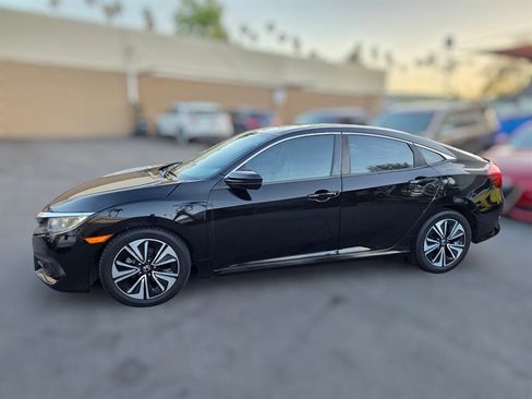 Used 2017 Honda Civic EX-T image 10