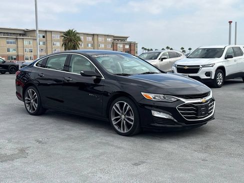 Used 2021 Chevrolet Malibu Premier FWD image 3