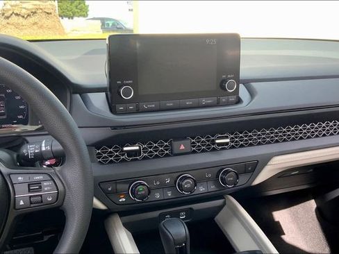 New 2024 Honda Accord EX image 7