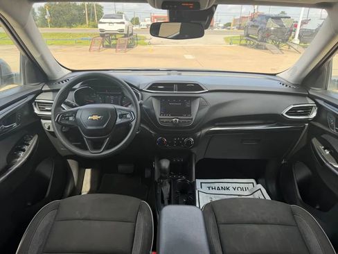 Used 2023 Chevrolet TrailBlazer LT FWD image 26