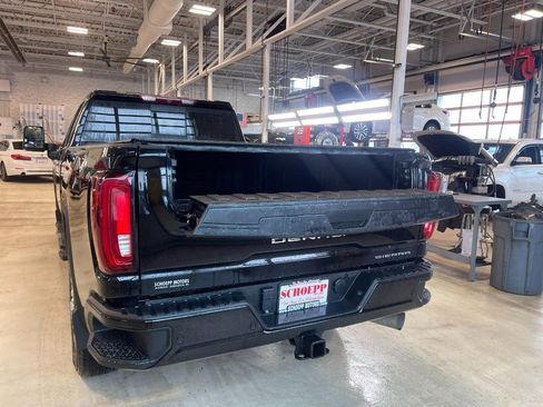 Used 2023 GMC Sierra 2500 Denali image 5