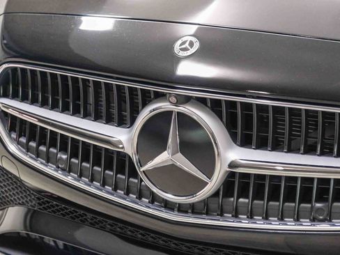 Used 2022 Mercedes-Benz C 300 Sedan image 13