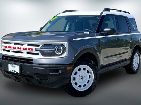 Used 2024 Ford Bronco Sport Heritage w/ Heritage Convenience Package AWD/4WD image 2