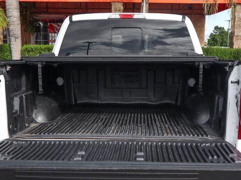 Used 2019 Ford F150 Lariat image 9