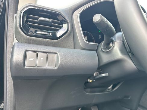 New 2025 Honda Pilot Touring image 35