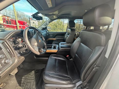Used 2014 Chevrolet Silverado 1500 LTZ AWD/4WD image 14
