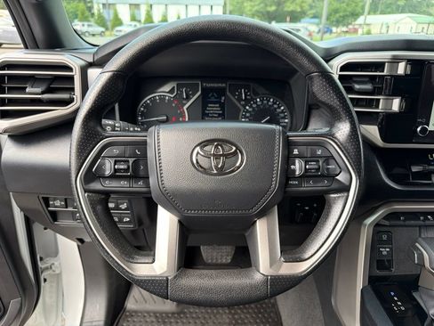 Used 2026 Toyota Tundra SR5 w/ SR5 Convenience Package AWD/4WD image 16