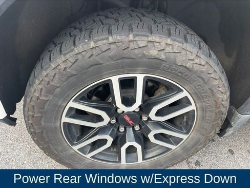 Used 2019 GMC Sierra 1500 AT4 w/ AT4 Preferred Package AWD/4WD image 28