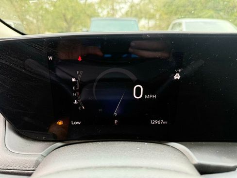 Used 2025 Buick Encore GX Preferred image 4