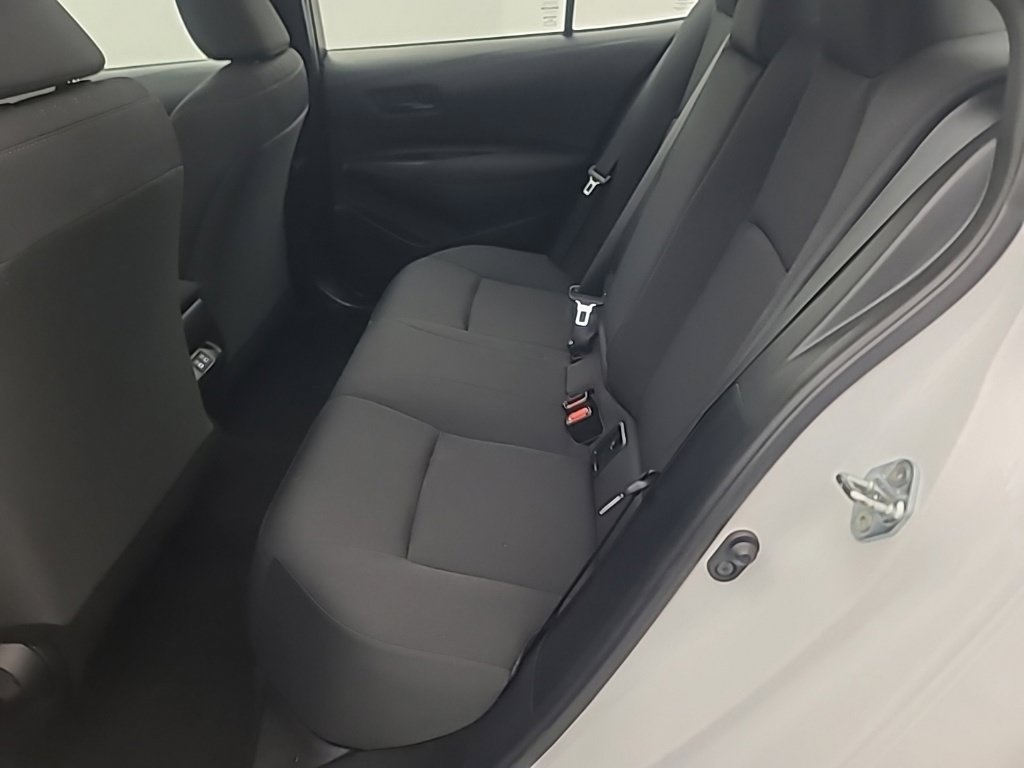 Used 2025 Toyota Corolla LE FWD image 21