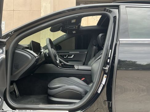 Used 2022 Mercedes-Benz S 580 4MATIC Sedan image 8