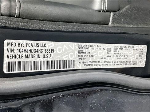 Used 2024 Jeep Grand Cherokee Overland AWD/4WD image 31