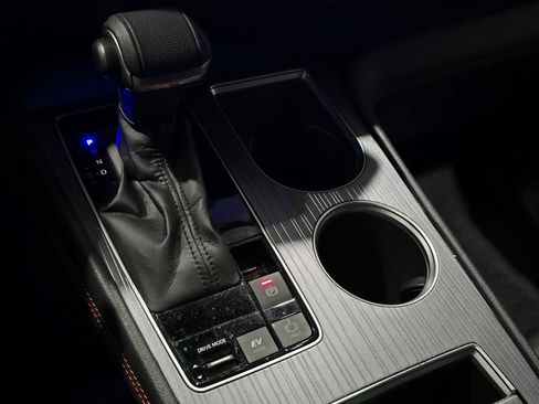 Used 2022 Toyota Sienna XSE w/ XSE Plus Package image 31