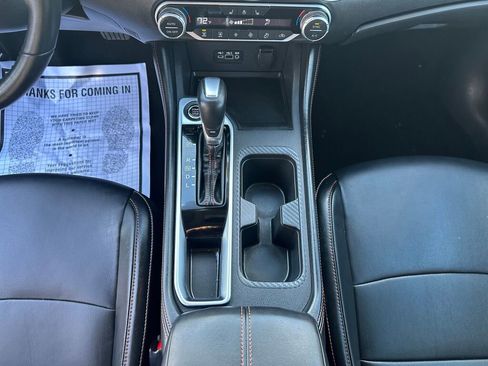 Used 2023 Nissan Sentra SR w/ SR Premium Package image 19