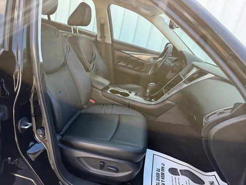 Used 2015 INFINITI Q50 Premium w/ All Weather Package AWD/4WD image 15