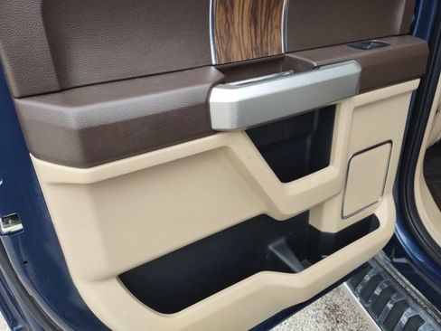 Used 2018 Ford F150 Lariat AWD/4WD image 18