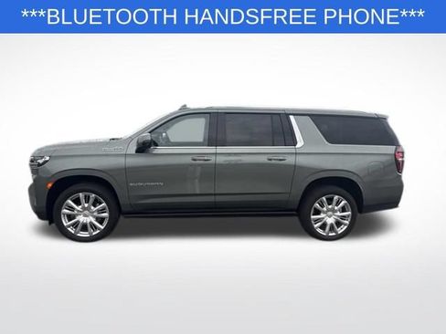 Used 2023 Chevrolet Suburban High Country AWD/4WD image 2