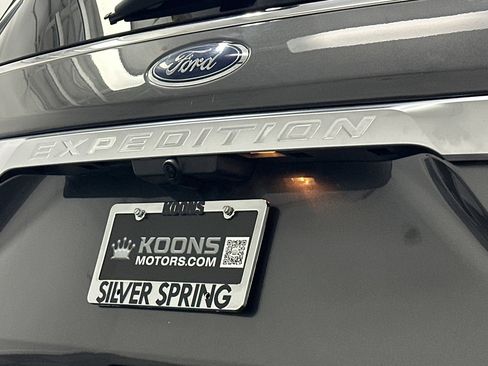 Used 2020 Ford Expedition Platinum image 7