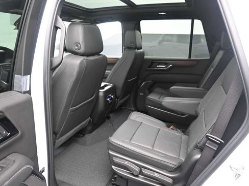 New 2026 GMC Yukon Denali w/ Sun & Power Step Package image 24
