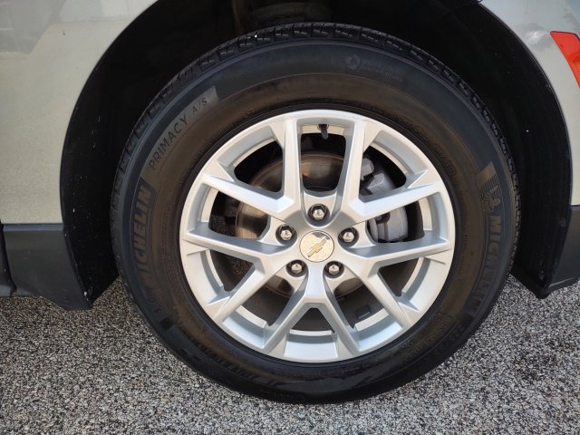 Used 2024 Chevrolet Equinox LT FWD image 24