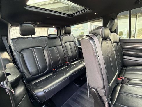 Used 2022 Jeep Wagoneer Series II w/ Premium Group I image 30