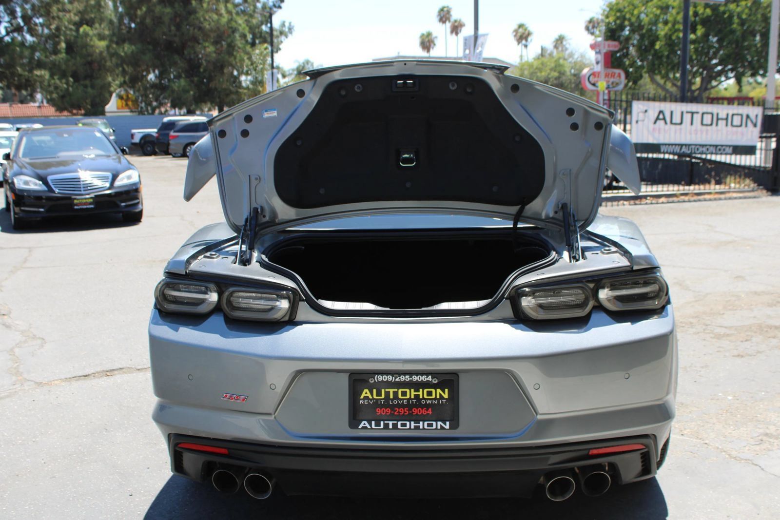 Used 2019 Chevrolet Camaro SS RWD image 27