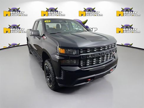 Used 2020 Chevrolet Silverado 1500 Custom Trail Boss w/ Custom Convenience Package image 3