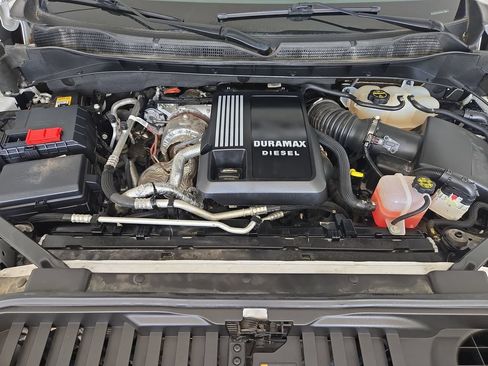 Certified 2024 Chevrolet Silverado 1500 LT Trail Boss w/ Convenience Package II AWD/4WD image 37