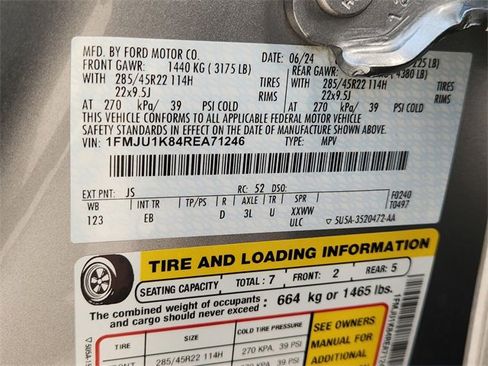 Used 2024 Ford Expedition Limited image 35