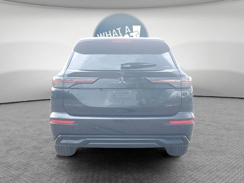 New 2026 Mitsubishi Outlander LE AWD/4WD image 5