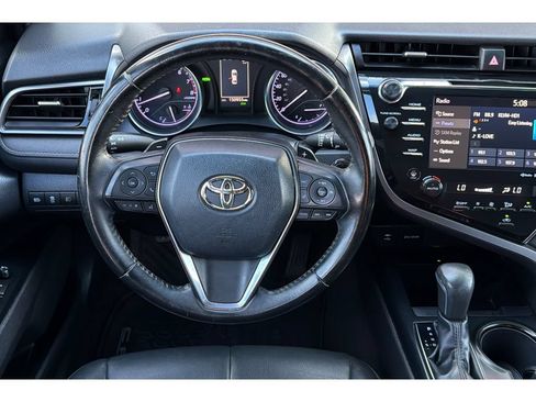 Used 2019 Toyota Camry SE FWD image 15