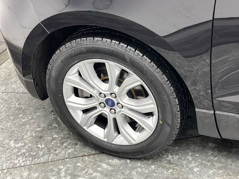 Used 2022 Ford Edge Titanium image 33