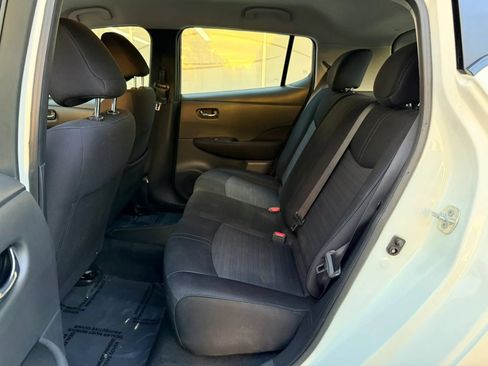 Used 2018 Nissan Leaf S w/ S Charge Package FWD image 13