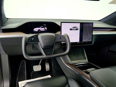 Used 2022 Tesla Model X AWD w/ 22'' Turbine Wheels & 6 image 12