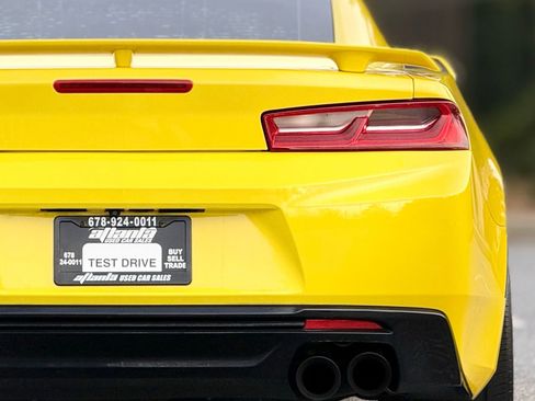 Used 2018 Chevrolet Camaro SS image 16