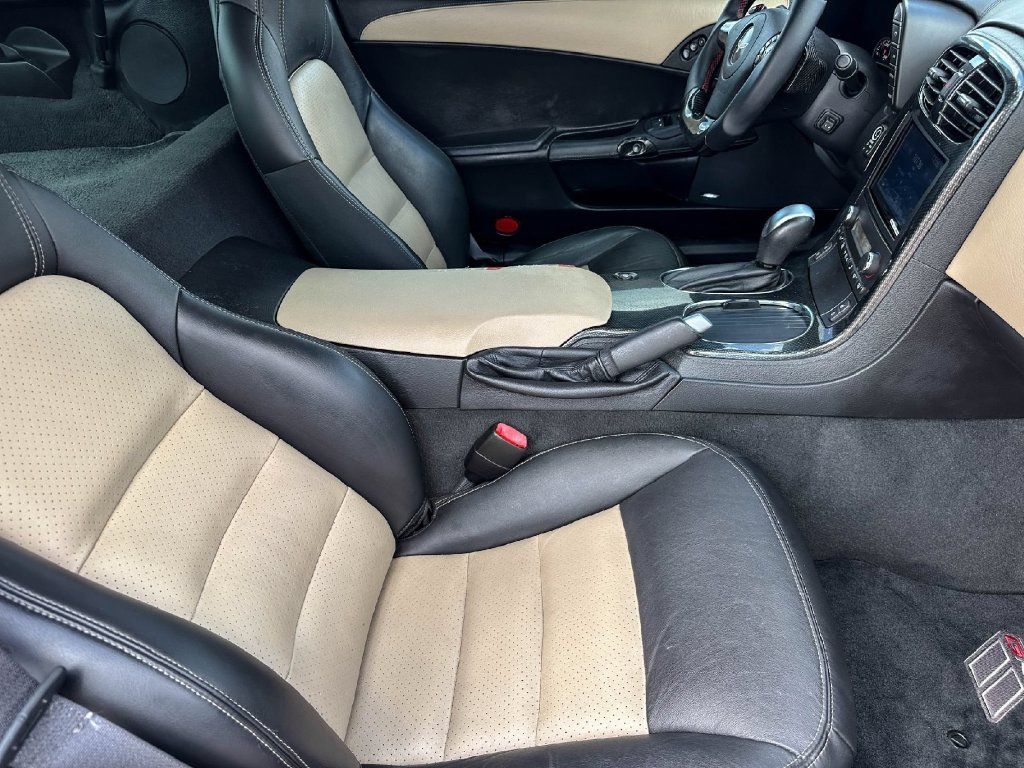 Used 2011 Chevrolet Corvette Grand Sport w/ Preferred Equipment Group RWD image 17