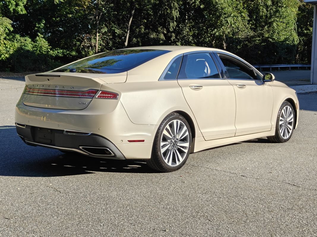 Used 2018 Lincoln MKZ Reserve w/ Technology Package FWD image 7