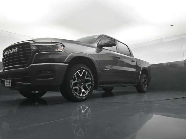 Used 2025 RAM 1500 Laramie AWD/4WD image 23