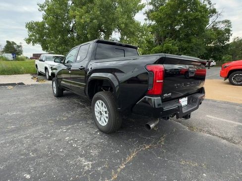 New 2025 Toyota Tacoma SR5 image 6
