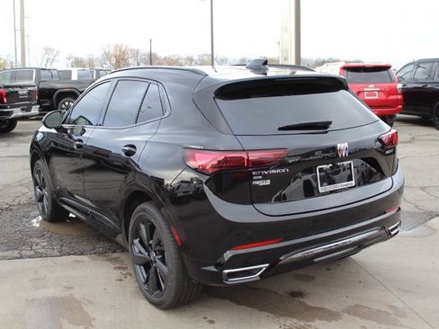 New 2025 Buick Envision Sport Touring image 3