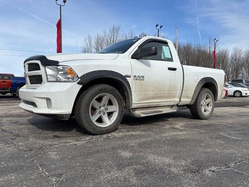 Used 2014 RAM 1500 Express image 3