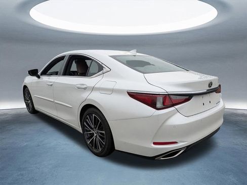 Used 2025 Lexus ES 350 w/ Premium Package image 6