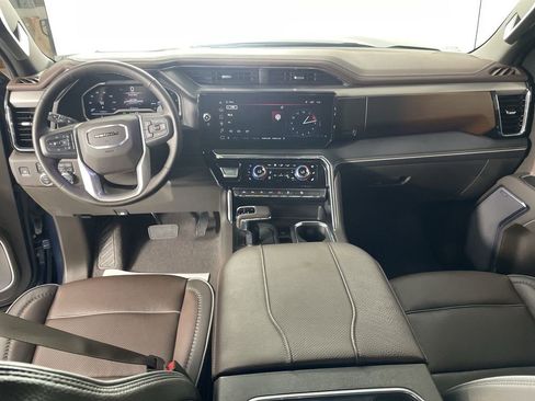 Used 2025 GMC Sierra 1500 Denali w/ Technology Package image 19